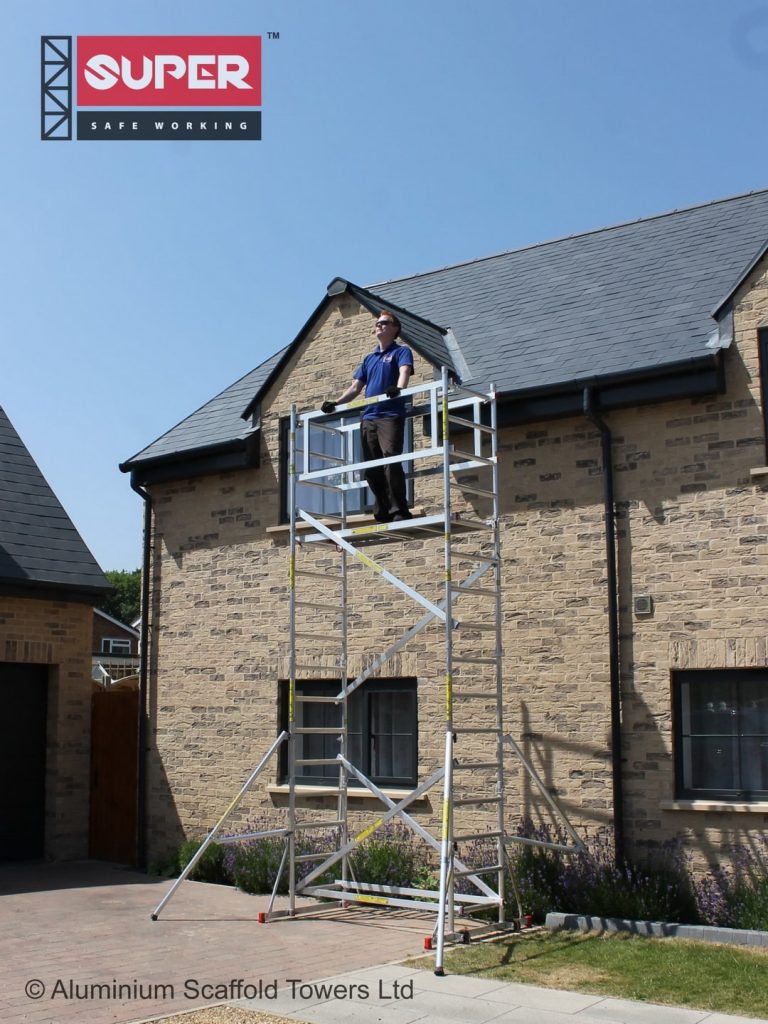 Super Diy 5s 3 In One Scaffold Tower With 4 Stiffeners And 4 Telescopic Outriggers Aluminium 6915